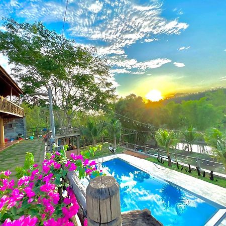 An Nhien Farm - Venuestay Буон Ма Туот Екстериор снимка